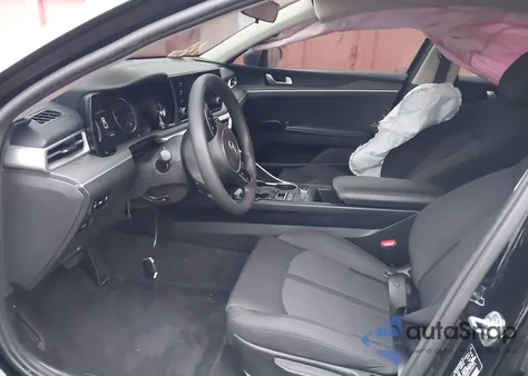 2021 Kia K5 Lxs из США, поврежденный, VIN 5XXG14J27MG040826